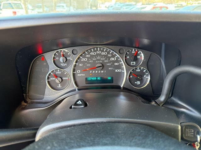 Used 2021 Chevrolet Express 2500 w/ Driver Convenience Package image 11