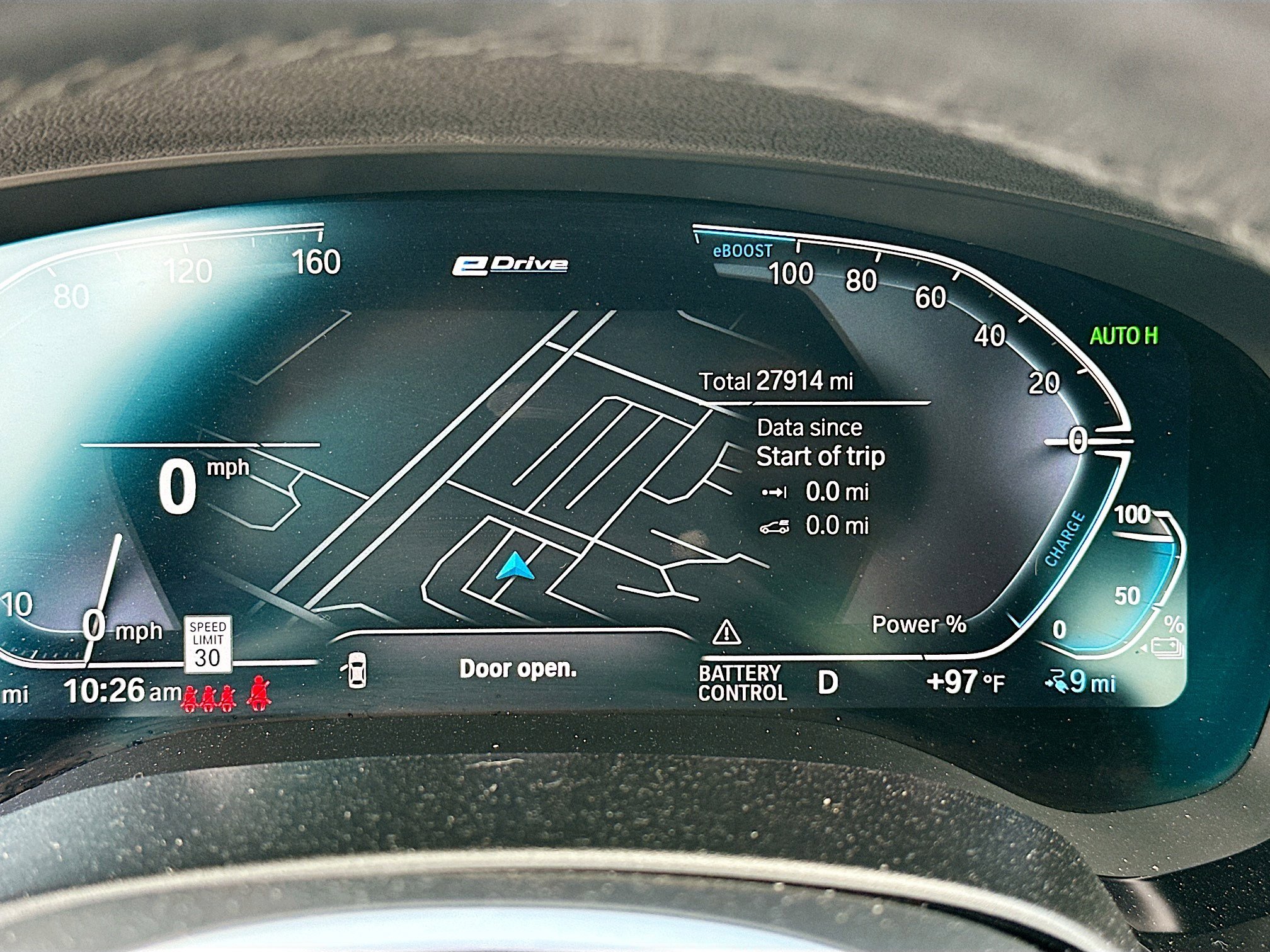 Used 2023 BMW 530e w/ M Sport Package image 12