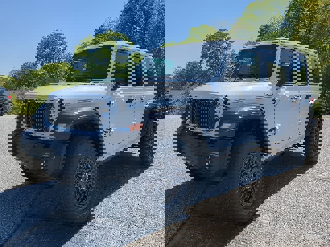 New 2025 Jeep Wrangler Sport S image 6