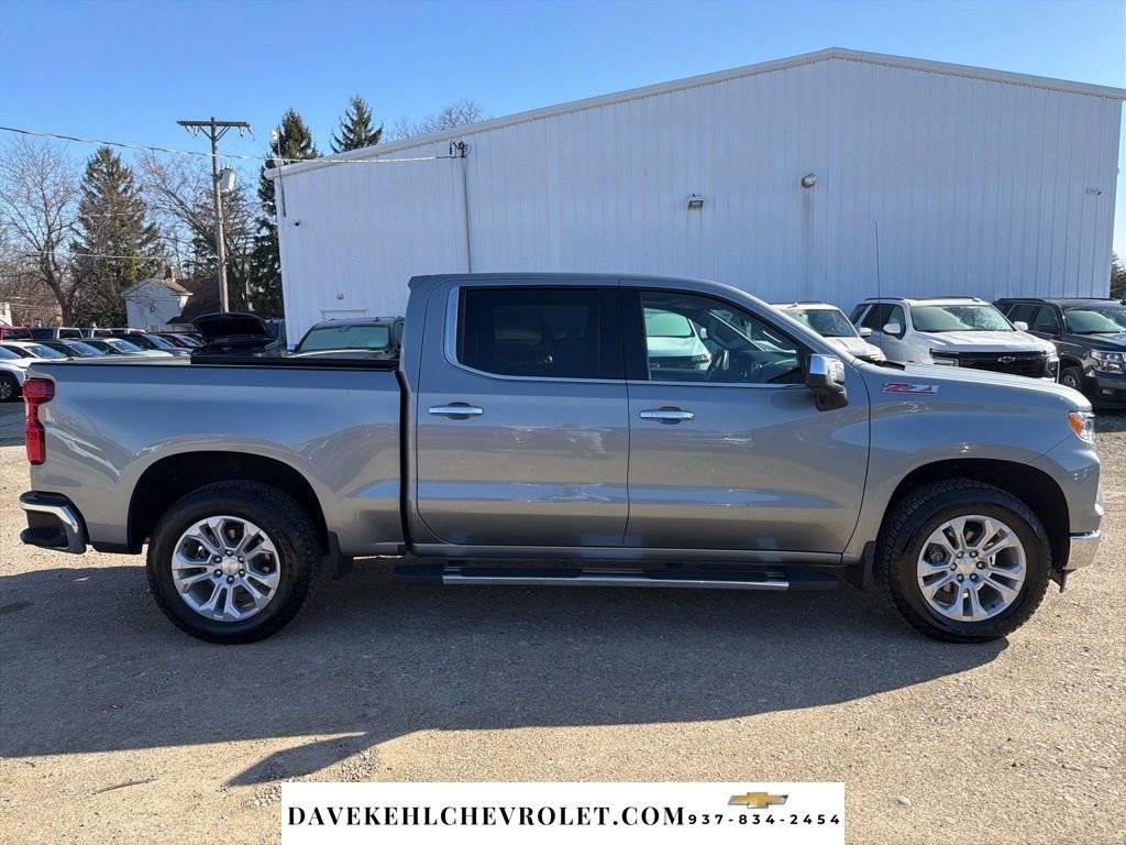 Used 2025 Chevrolet Silverado 1500 LTZ w/ LTZ Premium Package image 2