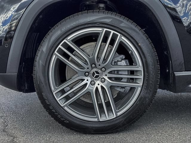 New 2026 Mercedes-Benz GLS 450 4MATIC image 18
