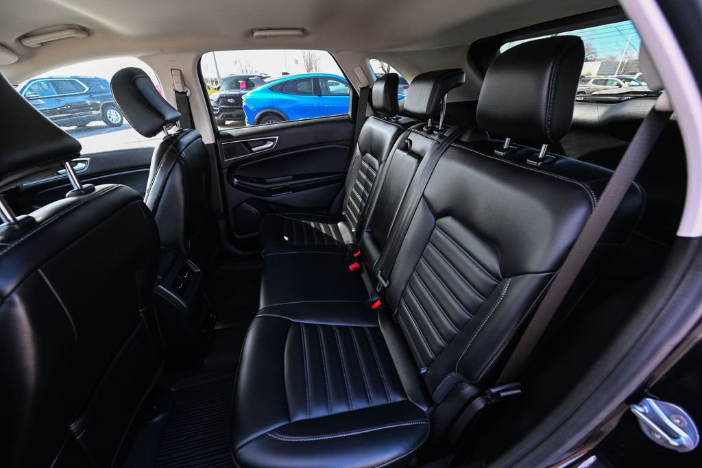 Certified 2024 Ford Edge SEL w/ Convenience Package AWD/4WD image 23