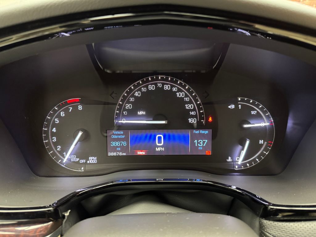 Used 2017 Cadillac XT5 Luxury w/ Driver Awareness Package image 15