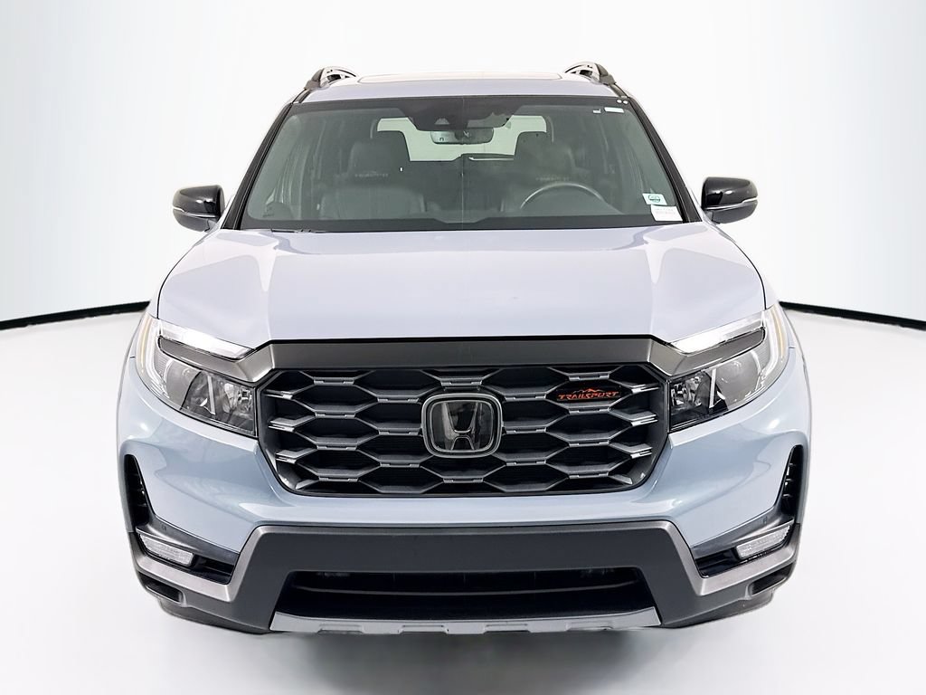 Certified 2023 Honda Passport TrailSport image 2