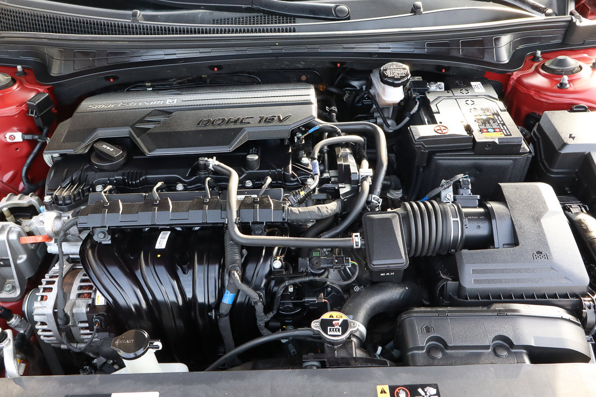 Used 2024 Hyundai Elantra SEL FWD image 17