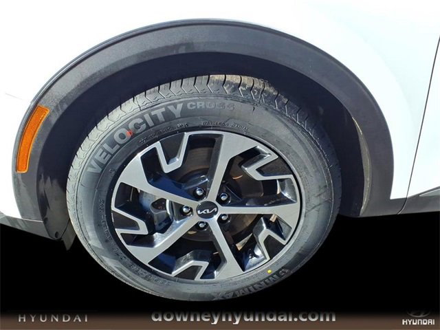 Used 2023 Kia Sportage EX image 6