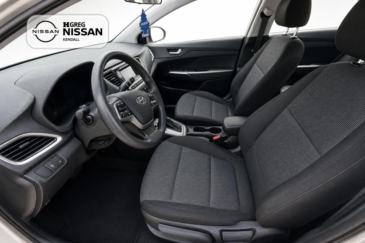 Used 2022 Hyundai Accent SE FWD image 7