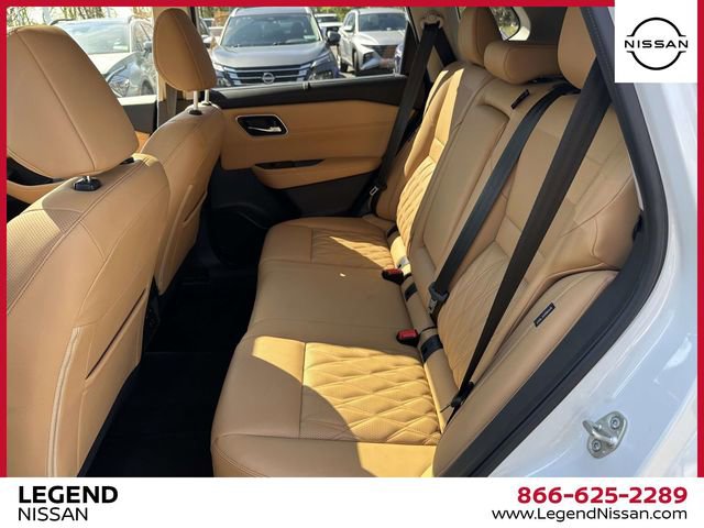 Used 2023 Nissan Rogue Platinum w/ Platinum Premium Package image 17