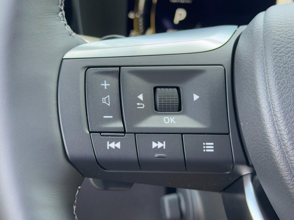 New 2026 INFINITI QX60 Autograph w/ Dark Cargo Package image 11