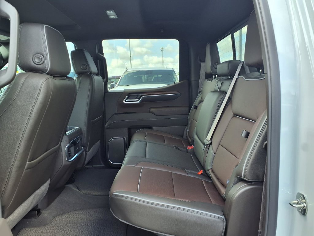 New 2026 GMC Sierra 1500 Denali AWD/4WD image 13