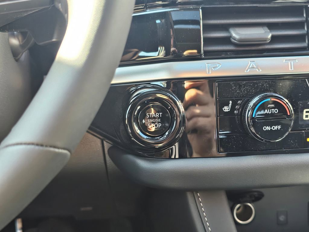 New 2026 Nissan Pathfinder SL AWD/4WD image 23