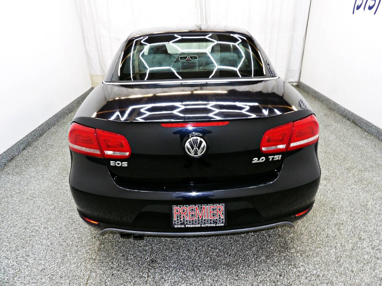 Used 2013 Volkswagen Eos image 5