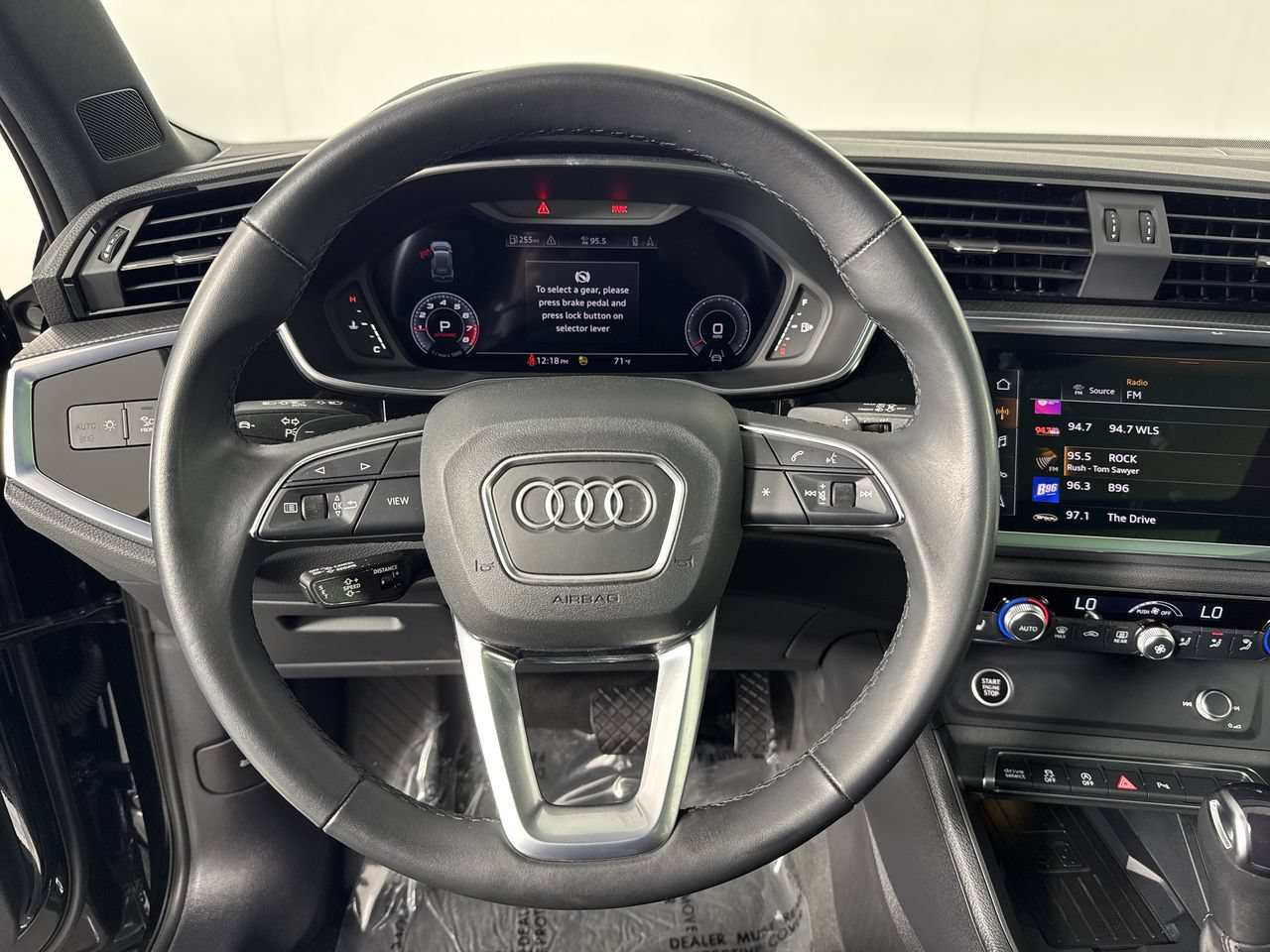 Used 2023 Audi Q3 2.0T Premium Plus w/ Premium Plus Package AWD/4WD image 13