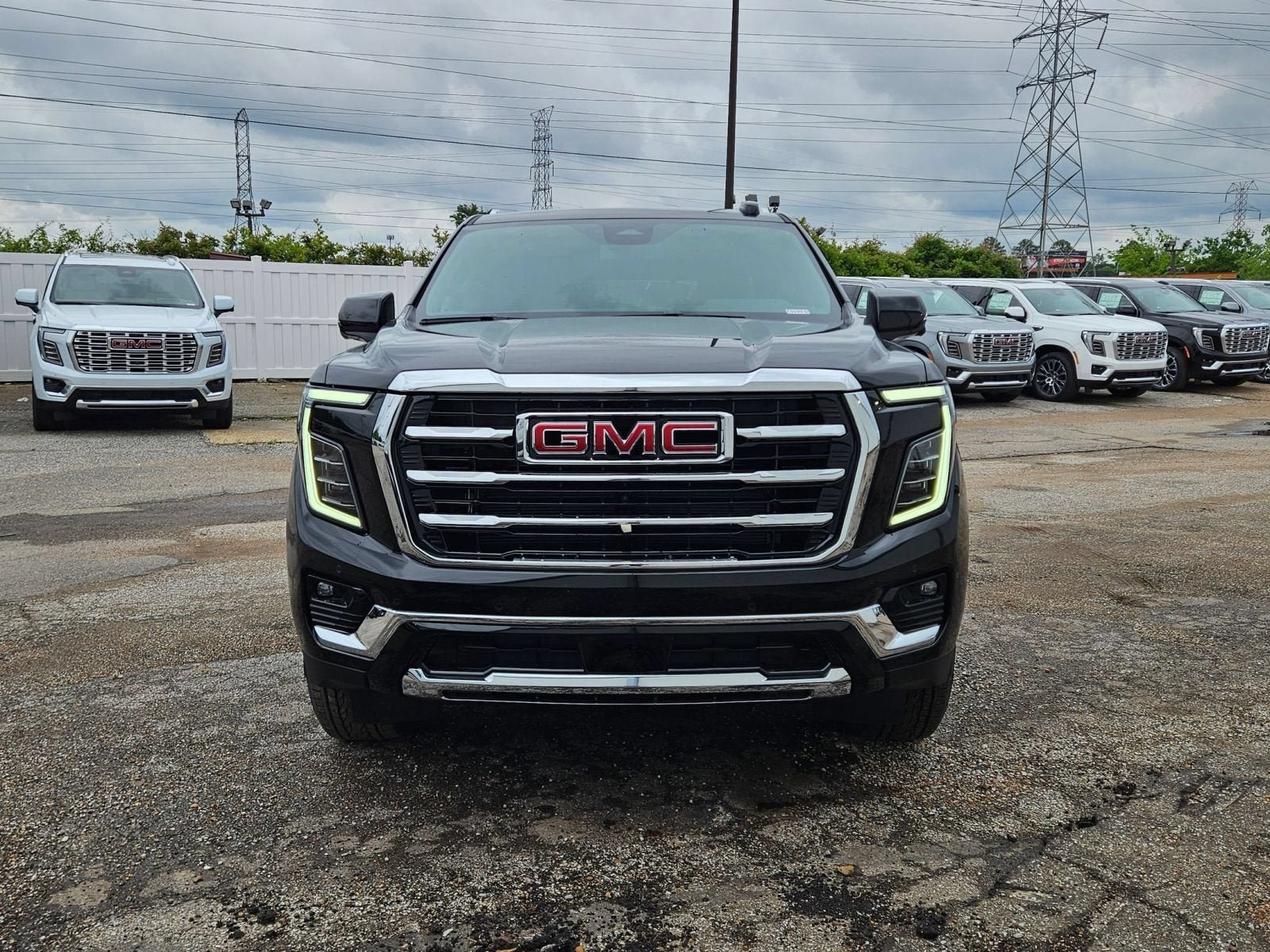 New 2026 GMC Yukon Elevation AWD/4WD image 9