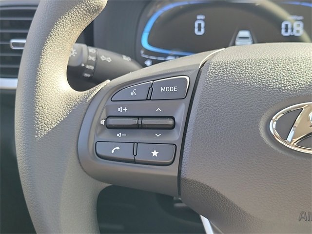 New 2026 Hyundai Venue SE image 5