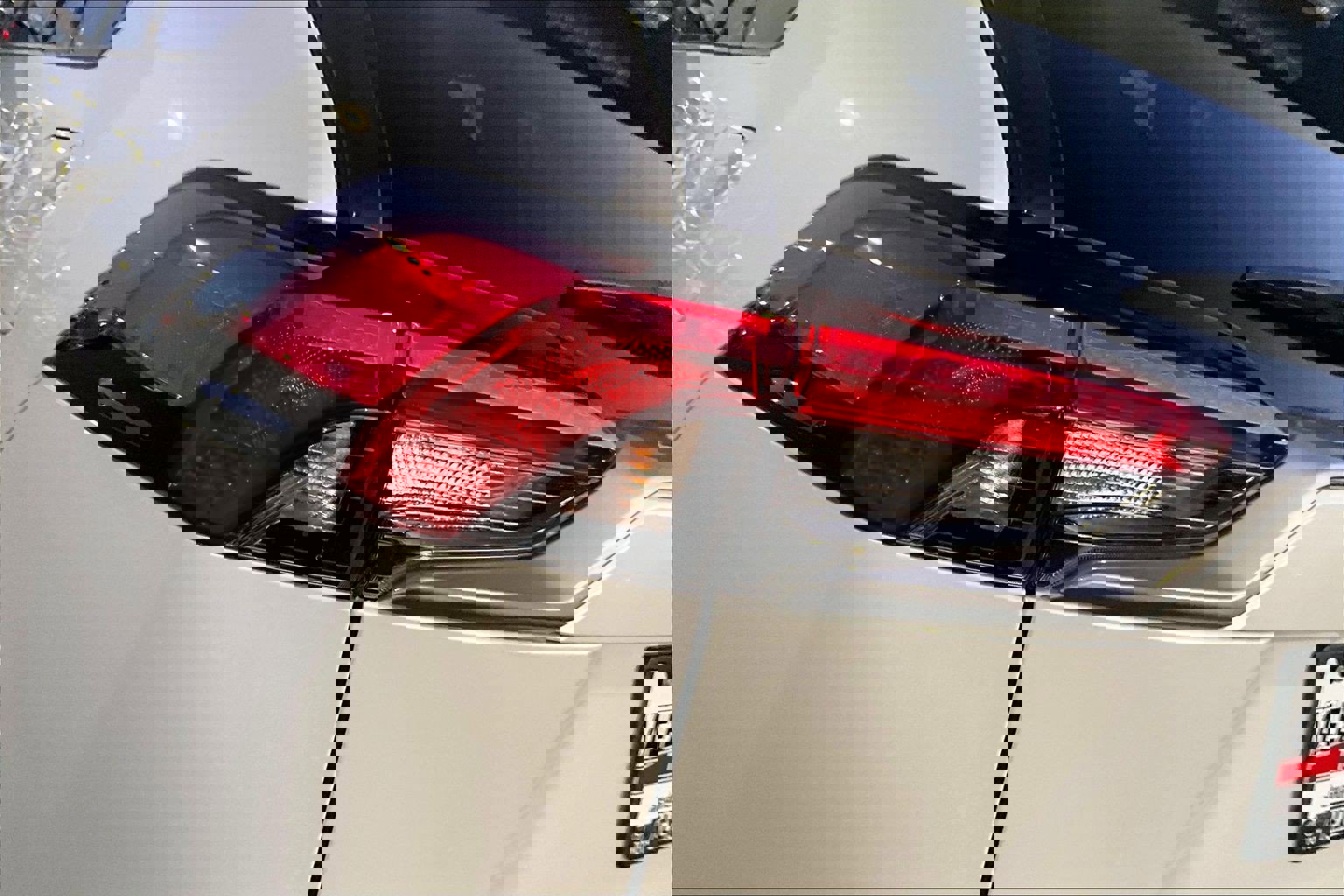 Used 2024 Toyota RAV4 XSE image 28