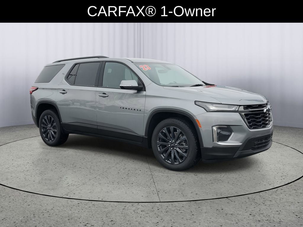Used 2023 Chevrolet Traverse RS w/ LPO, Floor Liner Package image 2