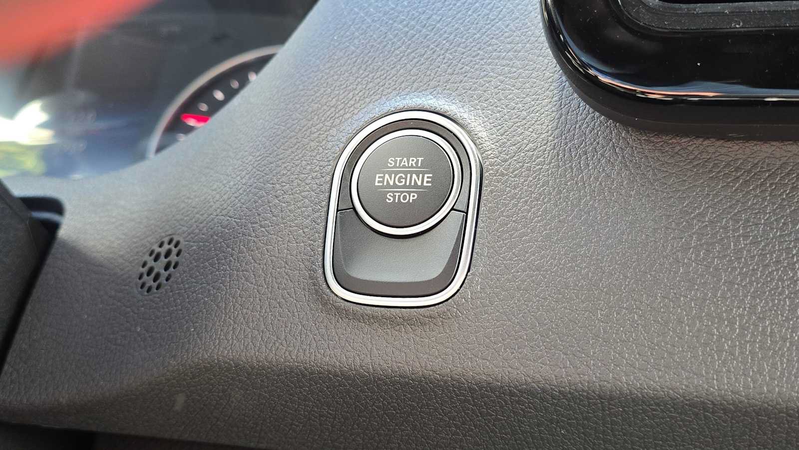 Used 2025 Mercedes-Benz Sprinter 2500 image 33