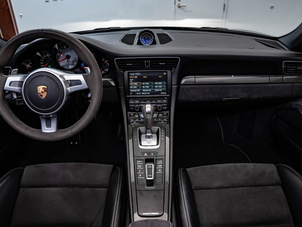 Used 2016 Porsche 911 Targa 4 GTS AWD/4WD image 6