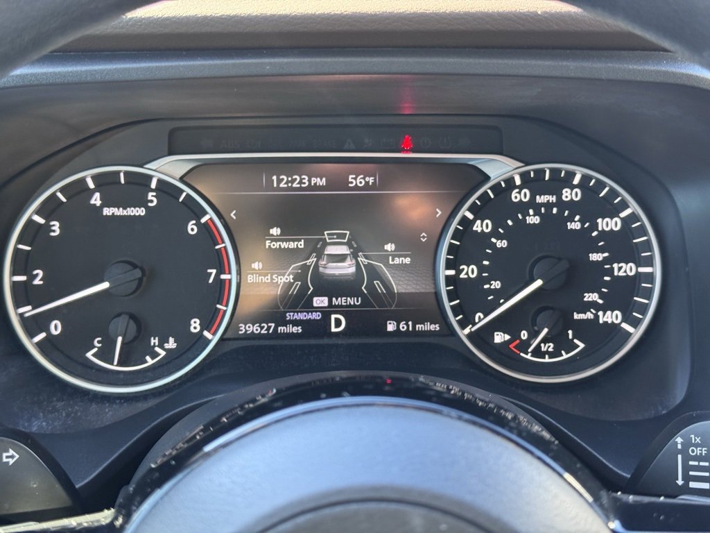 Used 2022 Nissan Rogue SV image 12