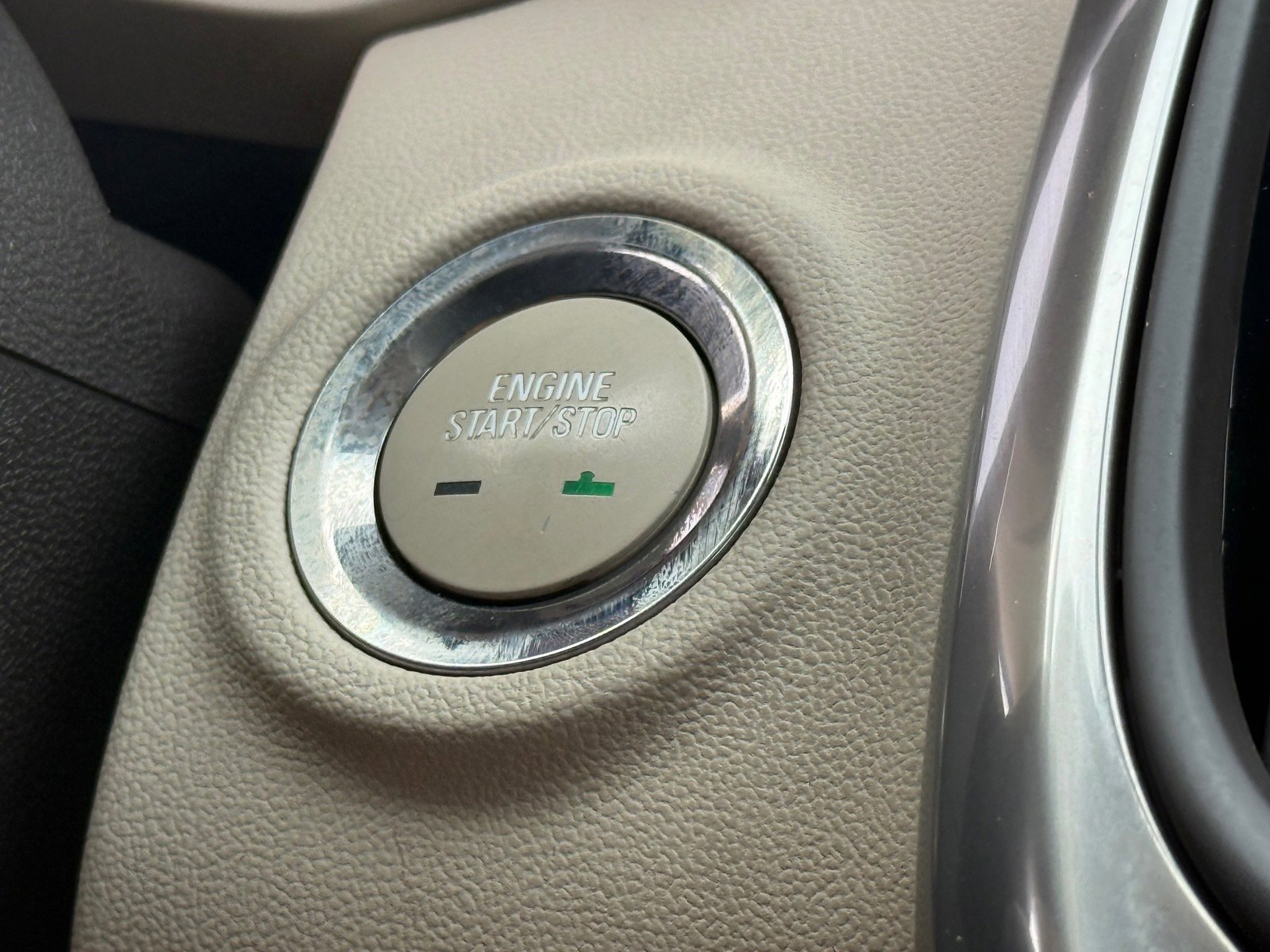 Used 2014 Buick LaCrosse Premium w/ Driver Confidence Package FWD image 19