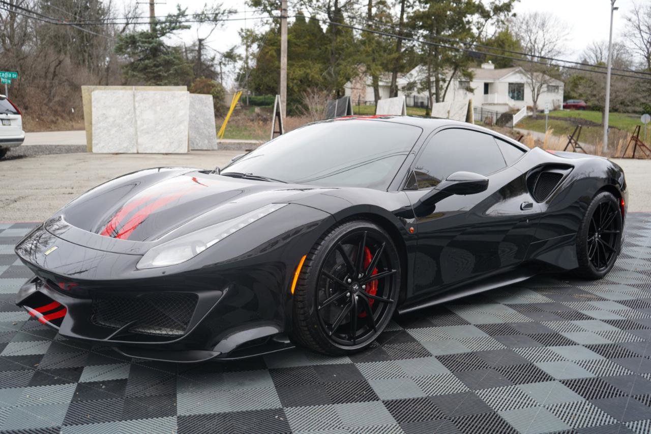 Used 2020 Ferrari 488 Pista Coupe image 12