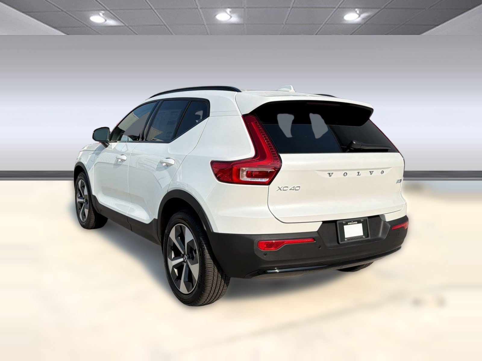 New 2026 Volvo XC40 B5 Plus w/ Protection Package Premier AWD/4WD image 3