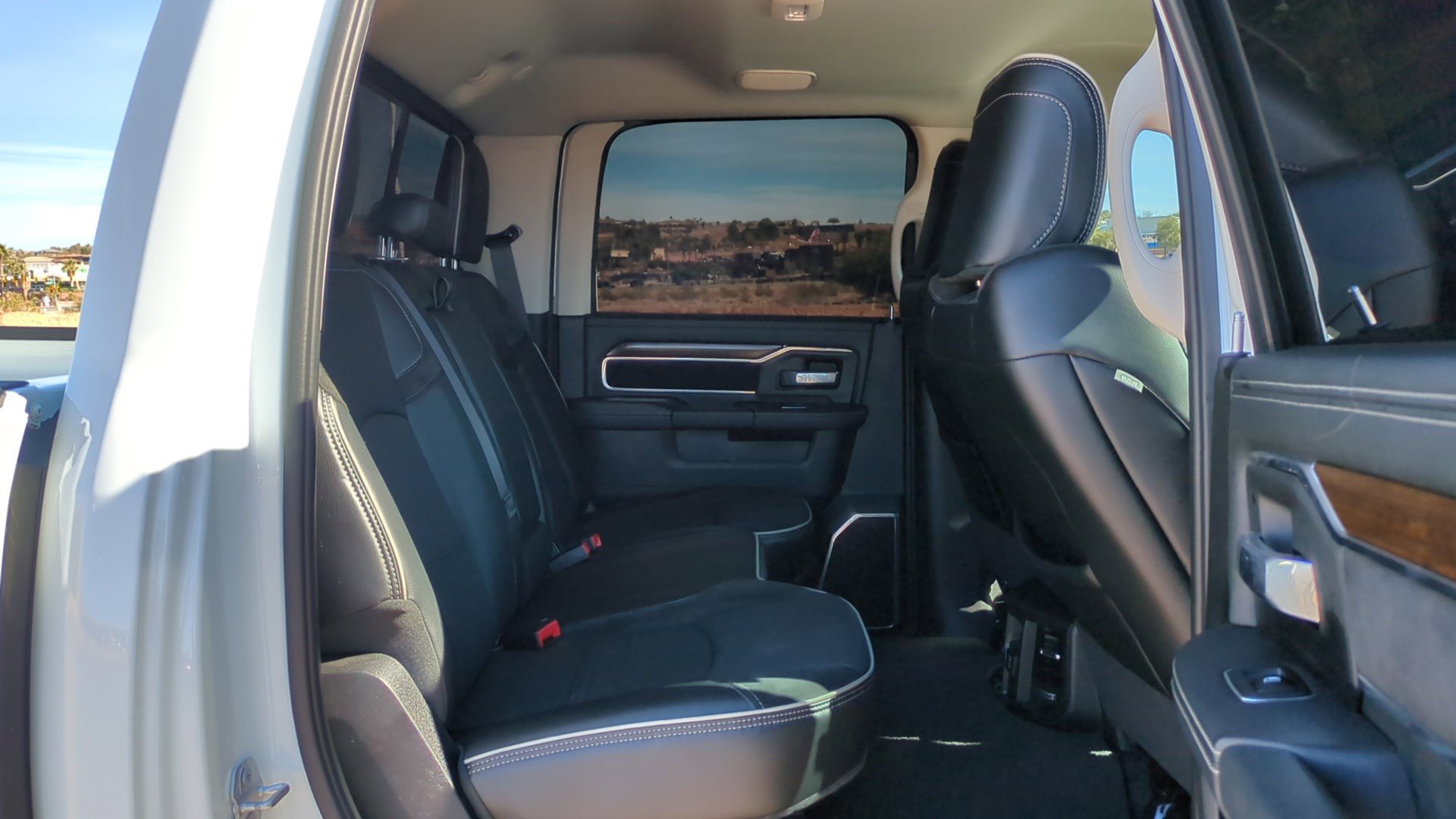 Used 2024 RAM 2500 Laramie w/ Safety Group image 29