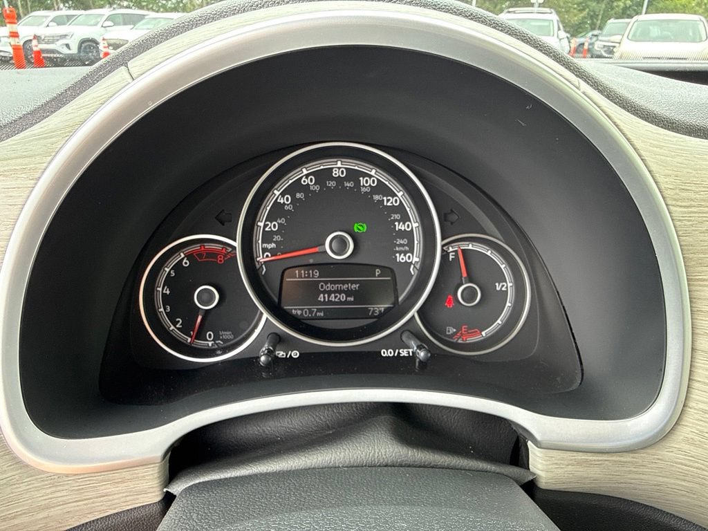 Used 2018 Volkswagen Beetle 2.0T Coast FWD image 28