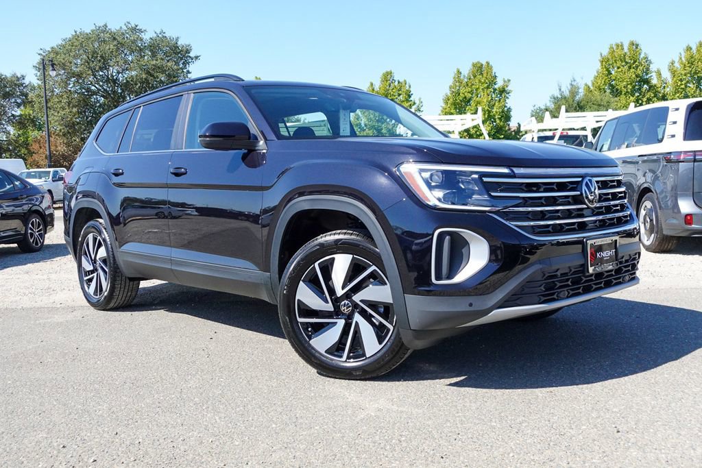 New 2026 Volkswagen Atlas SE image 3