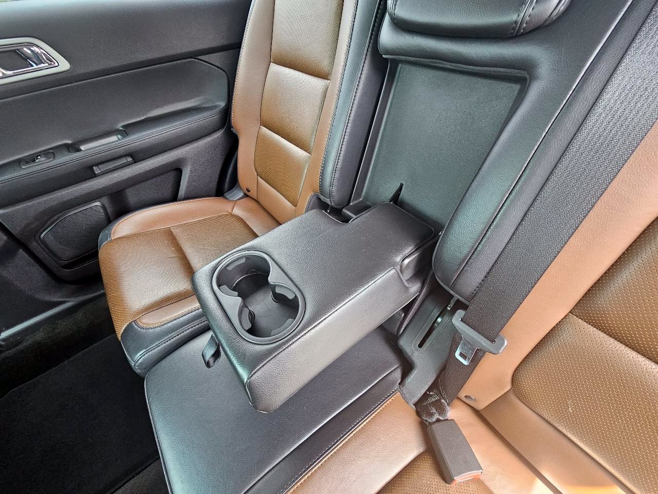 Used 2012 Ford Explorer Limited FWD image 23