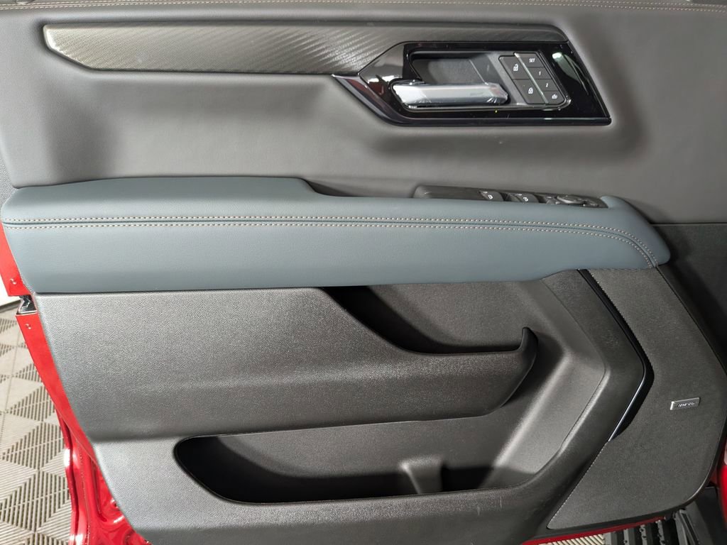 New 2026 GMC Yukon AT4 w/ AT4 Premium Plus Package image 14