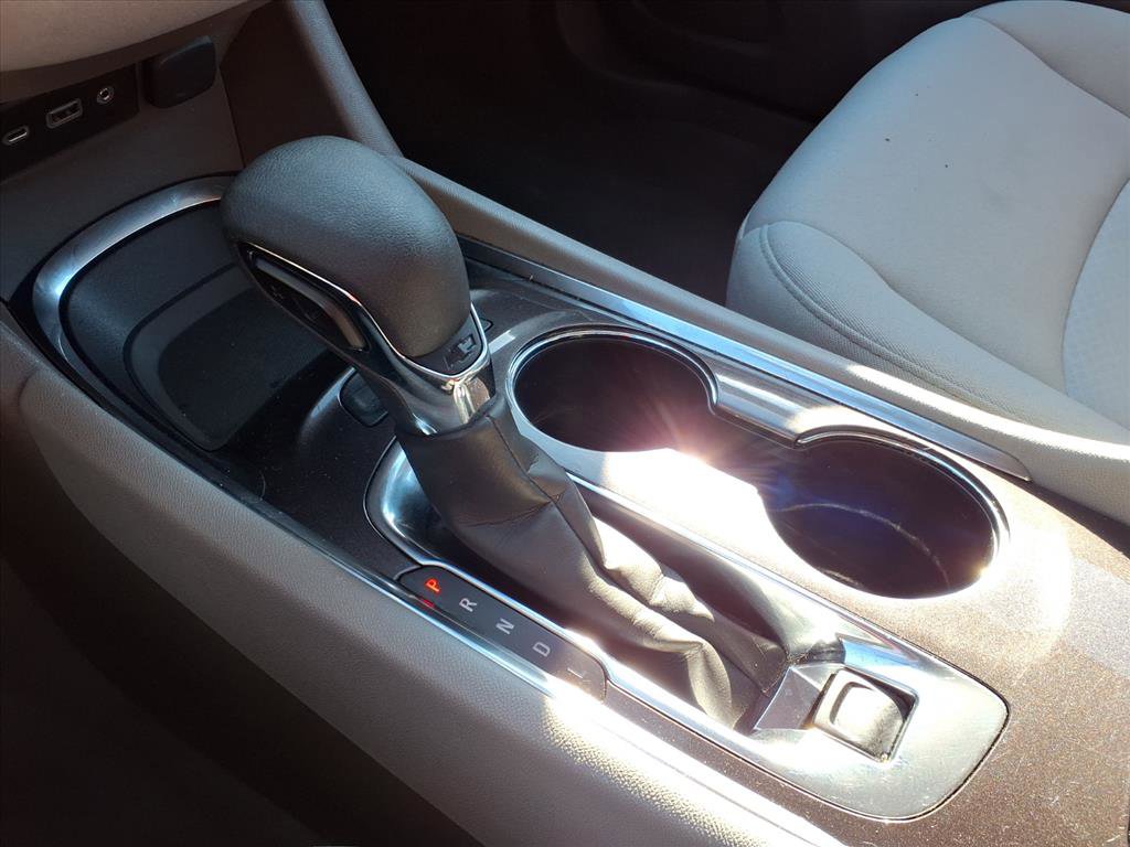 Used 2022 Chevrolet Malibu LT image 7