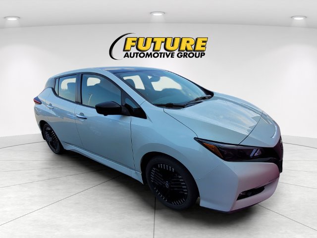 Certified 2024 Nissan Leaf SV Plus FWD image 1
