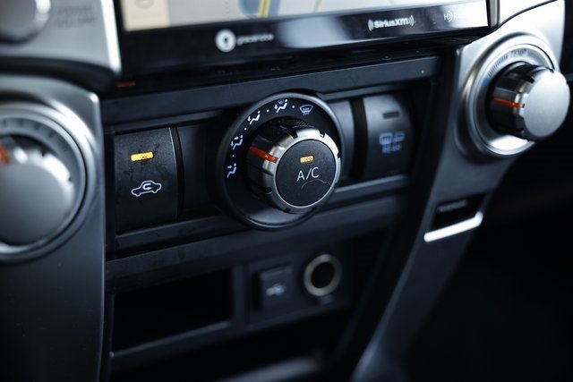 Used 2024 Toyota 4Runner SR5 Premium image 40