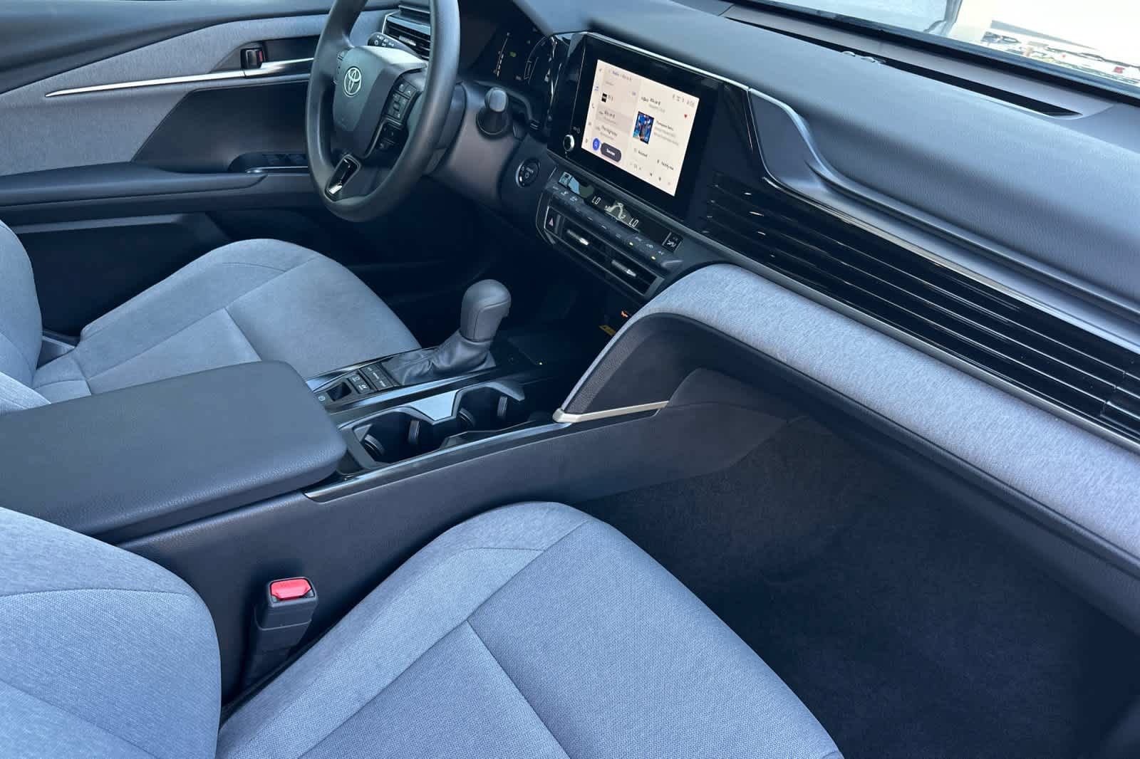 Used 2026 Toyota Camry LE w/ Convenience Package FWD image 15