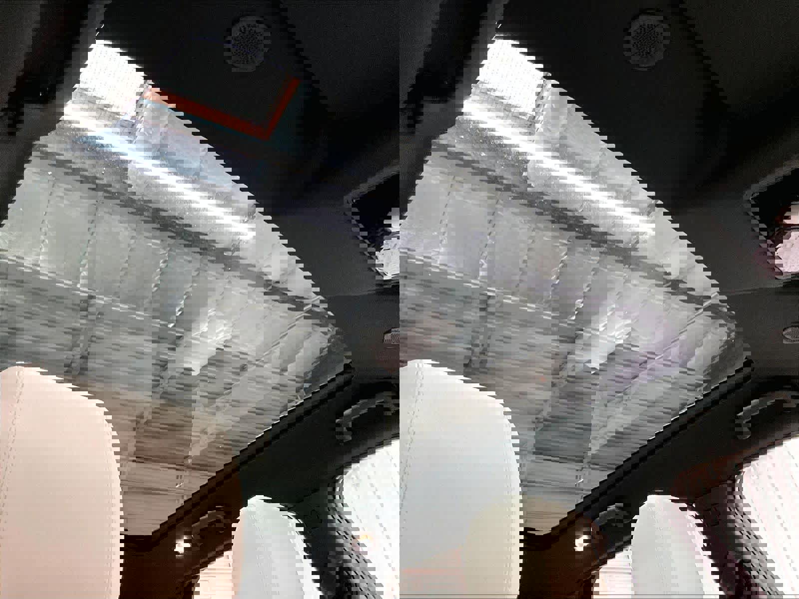 Used 2023 Land Rover Discovery Sport SE image 24