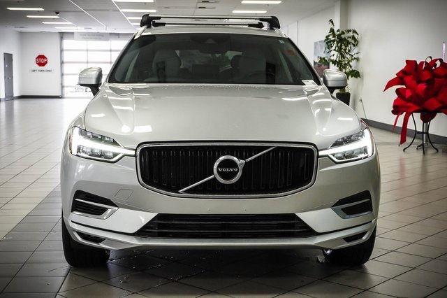 Used 2019 Volvo XC60 T8 Momentum image 4