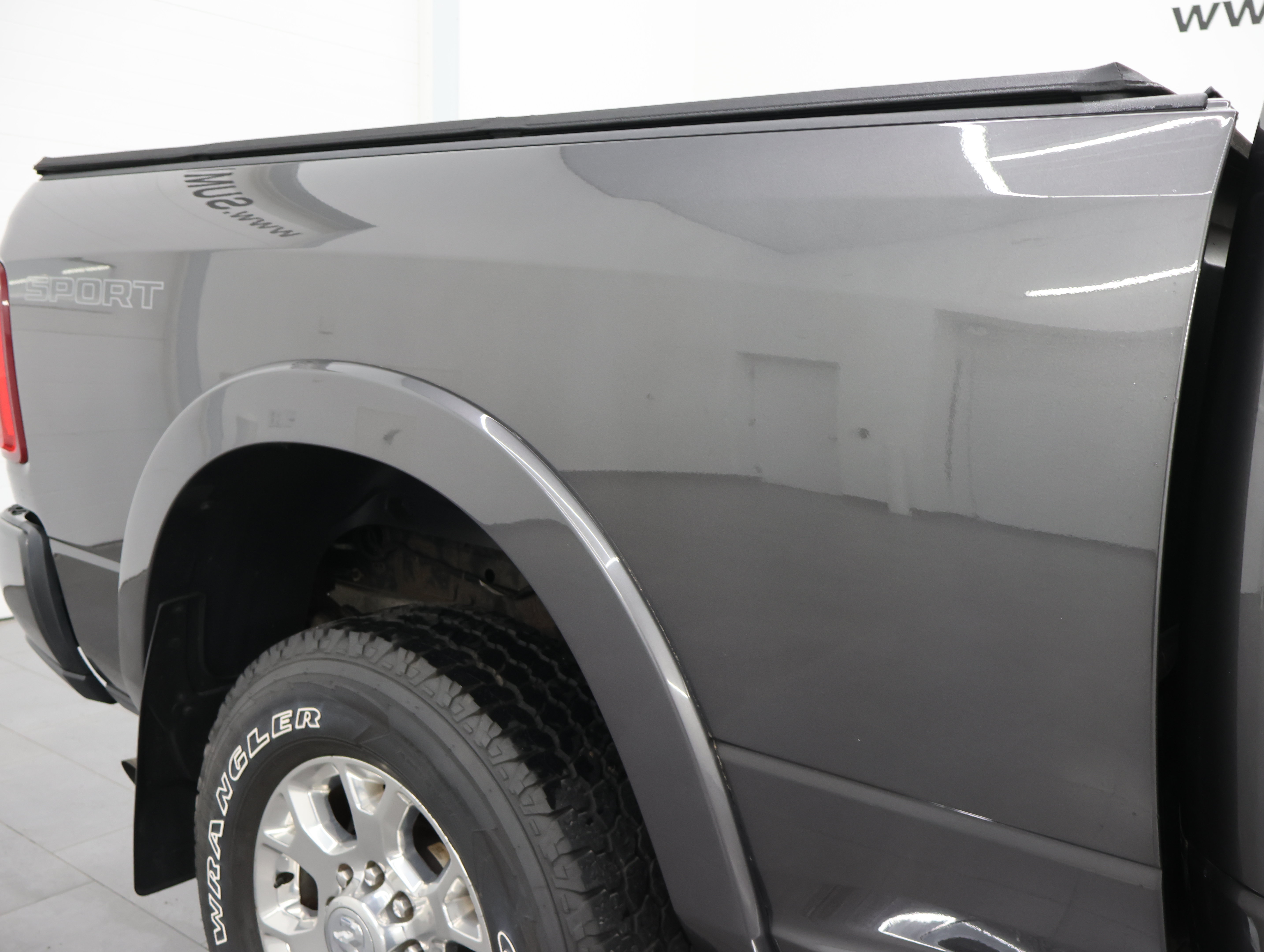 Used 2019 RAM 3500 Laramie AWD/4WD image 25