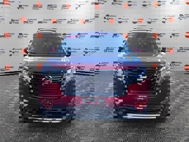 Certified 2025 Nissan Pathfinder SL w/ Black Appearance Package image 8