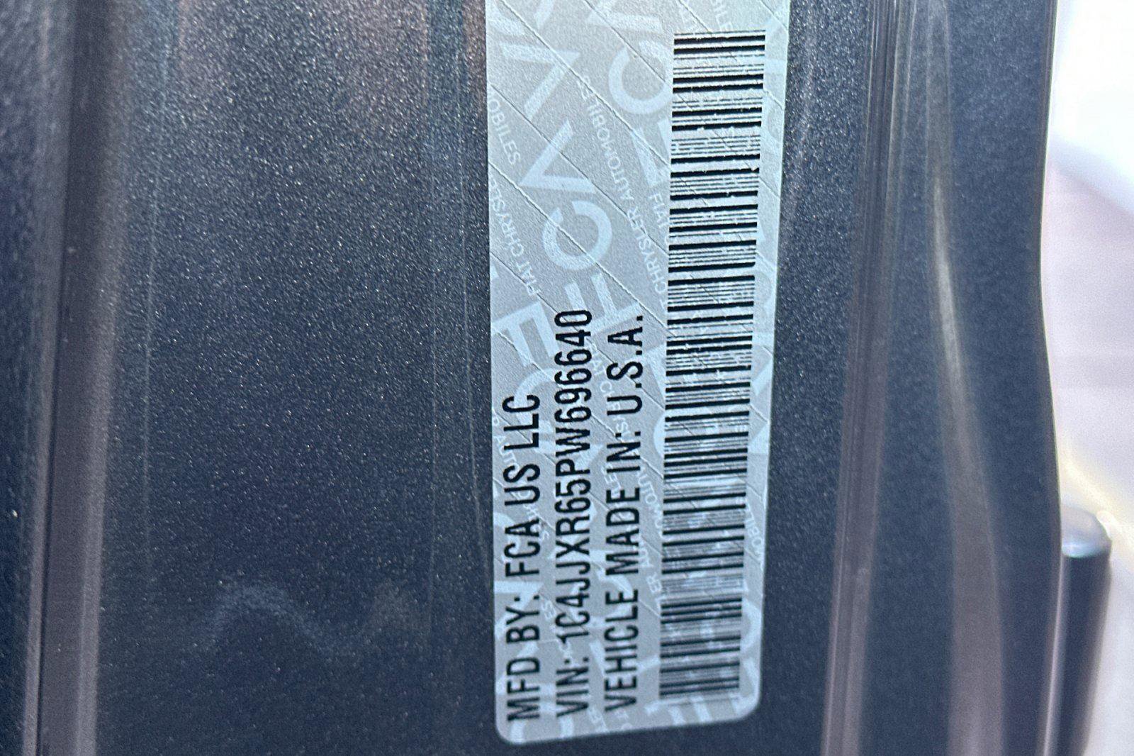 Used 2023 Jeep Wrangler Unlimited Rubicon 4xe image 27