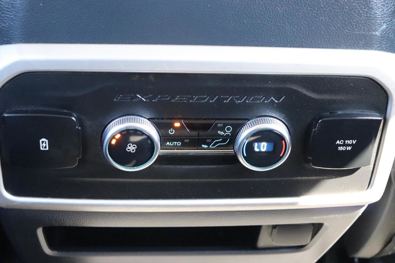 Used 2024 Ford Expedition XLT AWD/4WD image 23