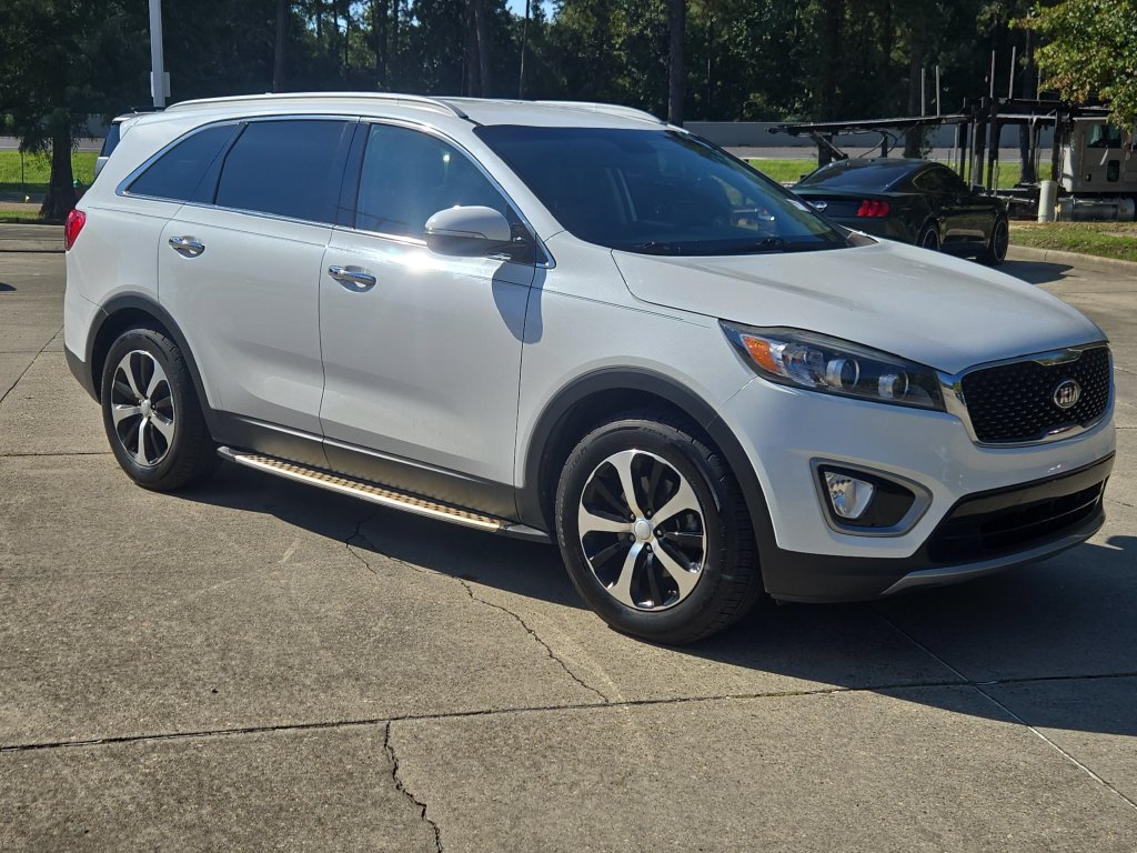 Used 2017 Kia Sorento EX FWD image 9