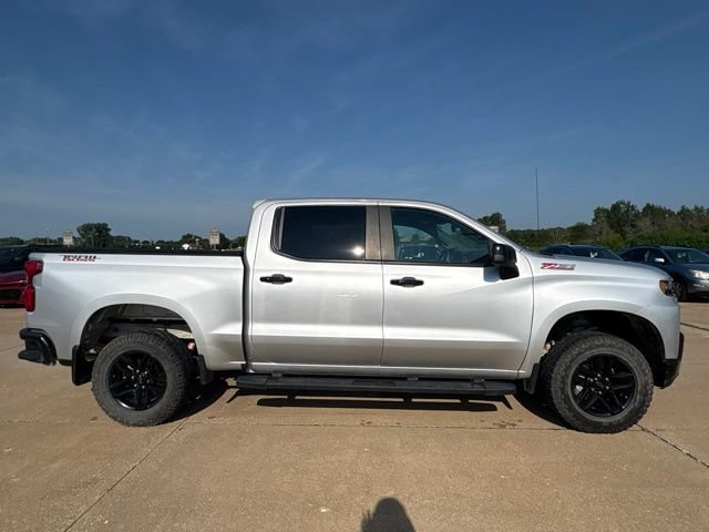 Used 2019 Chevrolet Silverado 1500 LT Trail Boss AWD/4WD image 2