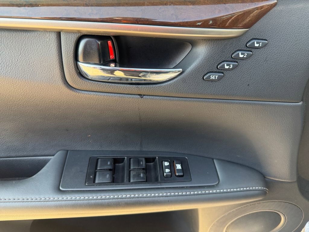 Used 2015 Lexus ES 350 image 16