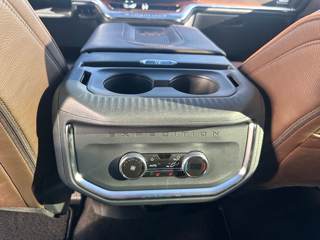 New 2025 Ford Expedition King Ranch image 20