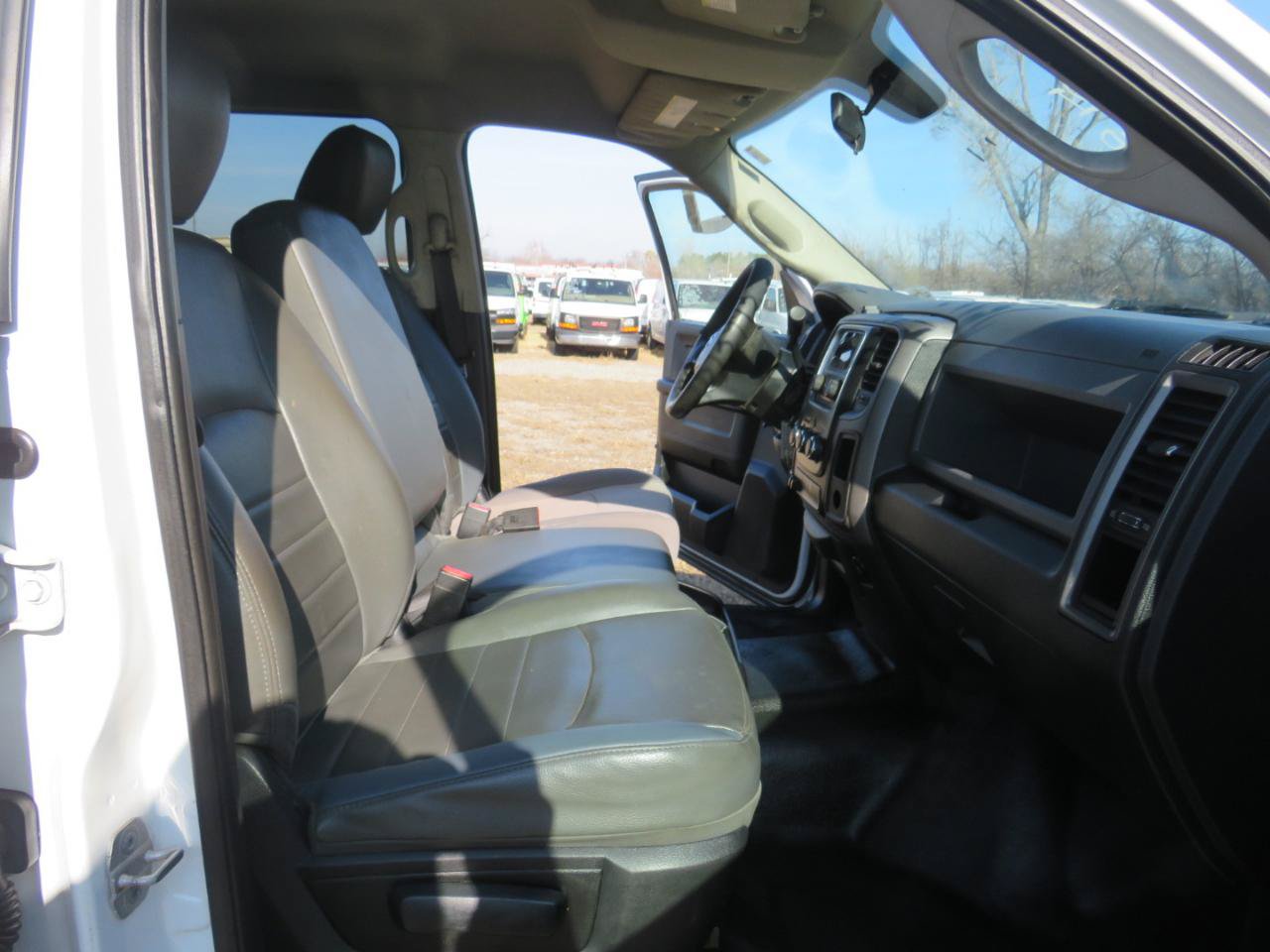 Used 2014 RAM 2500 Tradesman w/ Cold Weather Group RWD image 16