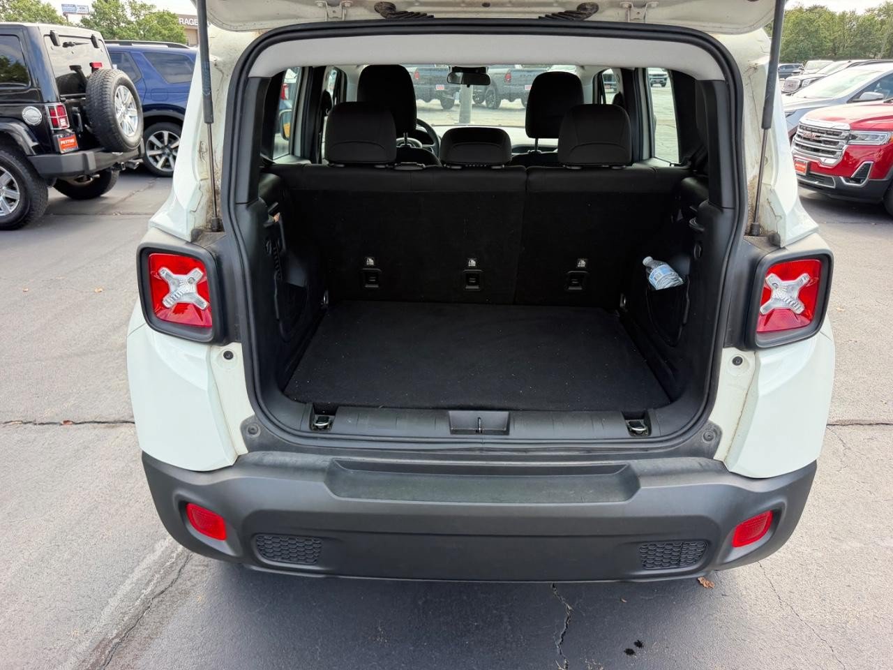 Used 2021 Jeep Renegade Sport AWD/4WD image 5