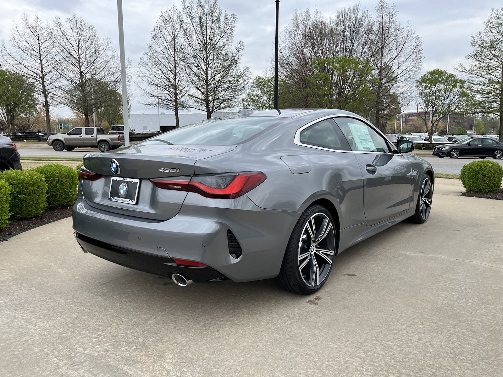 New 2024 BMW 430i Coupe w/ Convenience Package image 5