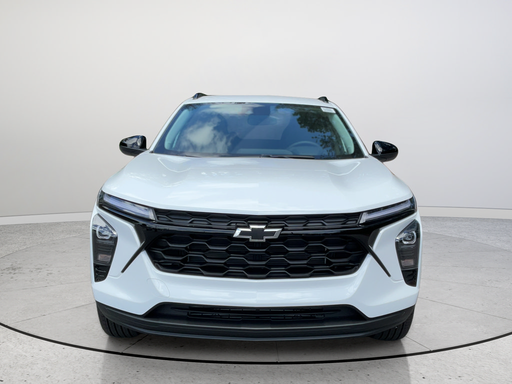 New 2026 Chevrolet Trax LT w/ Driver Confidence Package FWD image 2
